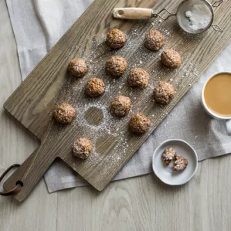 No Bake Almond Caramel Cookies