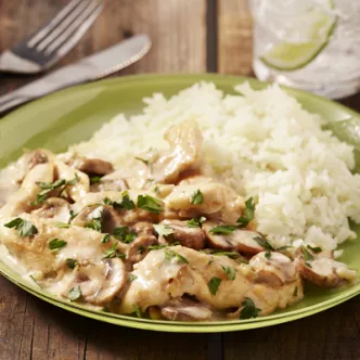 Pollo con Salsa Cremosa de Hongos