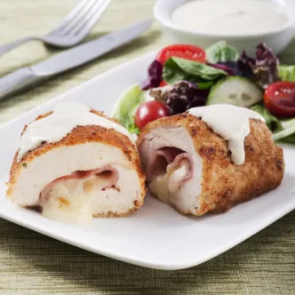 Pollo Cordon Bleu con Salsa Cremosa de Mostaza