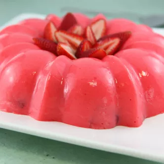 La Lechera Strawberry Gelatin