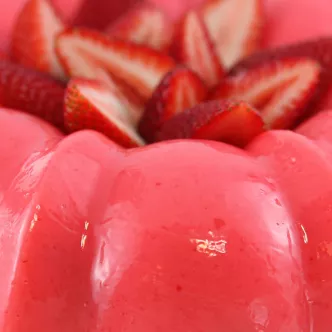 La Lechera Strawberry Gelatin Long Center