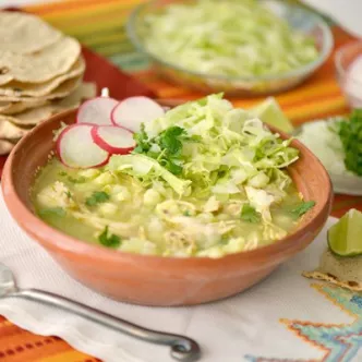 Pozole Verde de Pollo