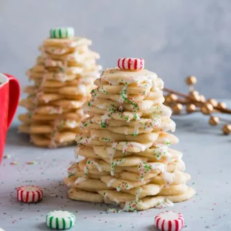 Cazuela de Tostada Francesa de Durazno y Almendras